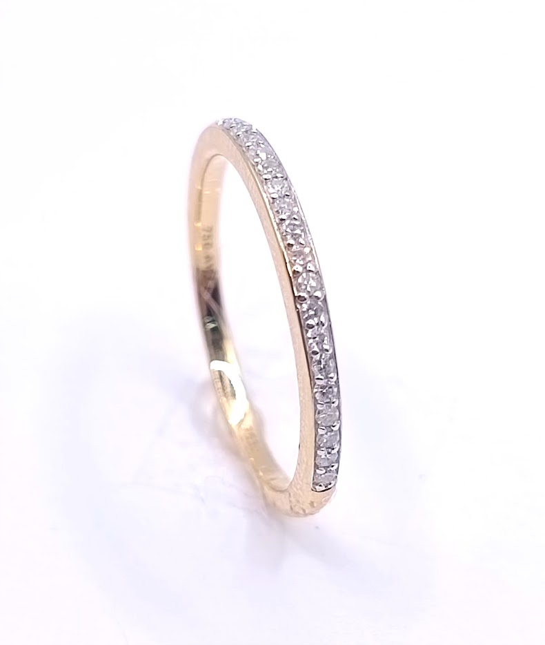 KR05-75396-DIA Anillo Oro Amarillo Brillante Cintillo