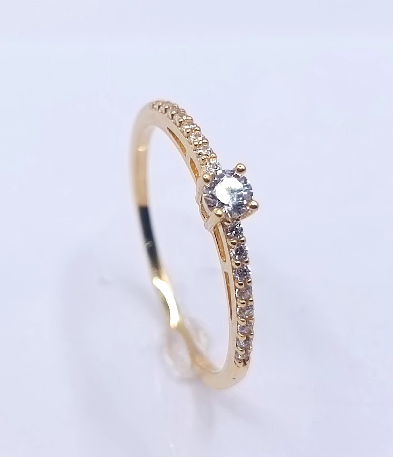 X4-X4SZR0224-FCZ Anillo Oro Amarillo Compromiso Circon
