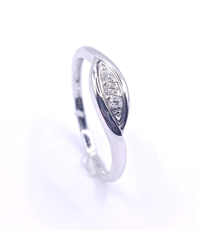KR05-146367-**1 Anillo Oro Blanco Brillante  
