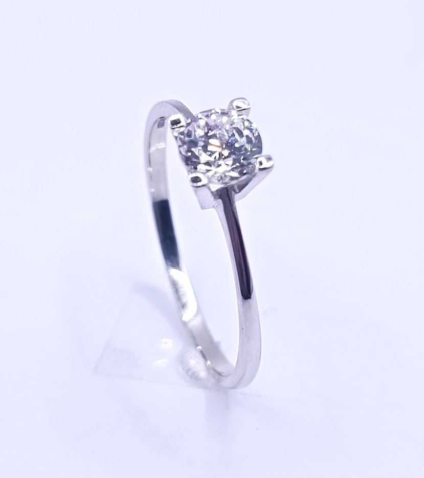 I8-I6SZR0253-W-FCZ Anillo Oro Blanco Solitario Circon