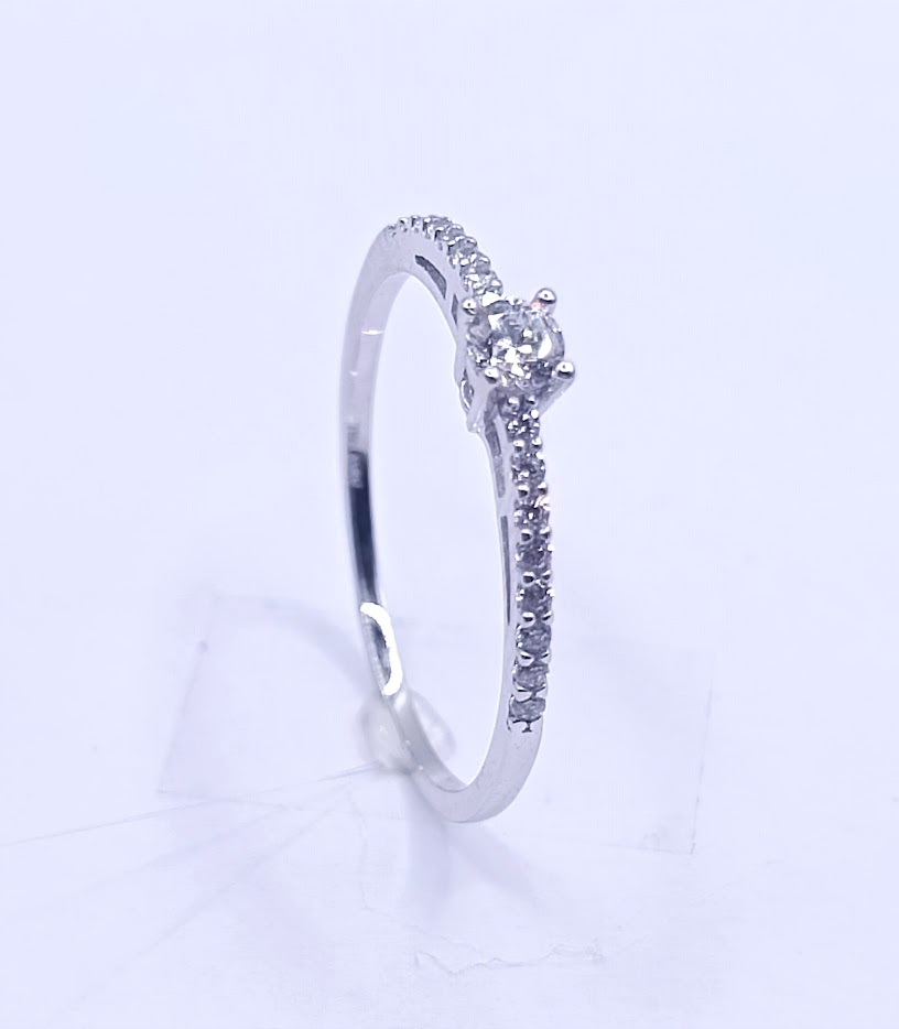 X4-X4SZR0224-W-FCZ Anillo Oro Blanco Compromiso Circon