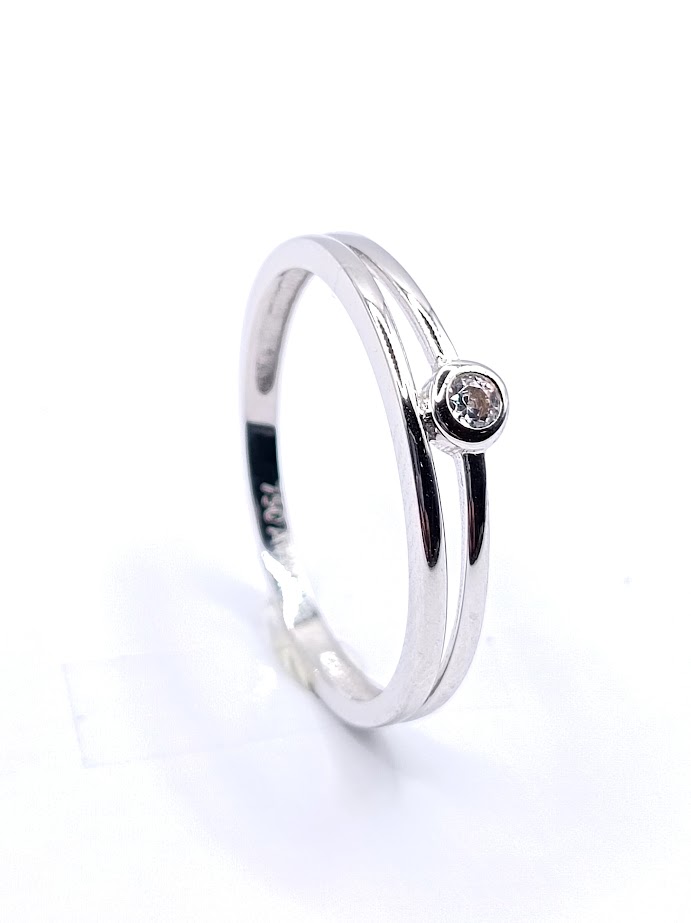 TYZ3200 (W) Anillo Oro Blanco Circon