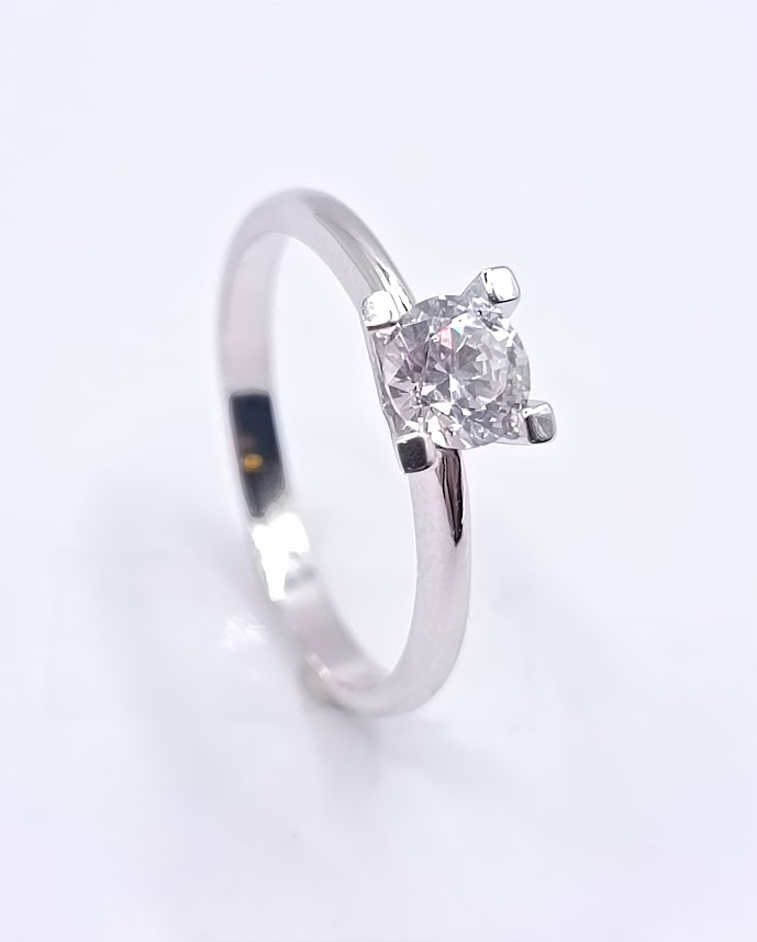 A 3890.5 W Anillo Oro Blanco Solitario Circon 