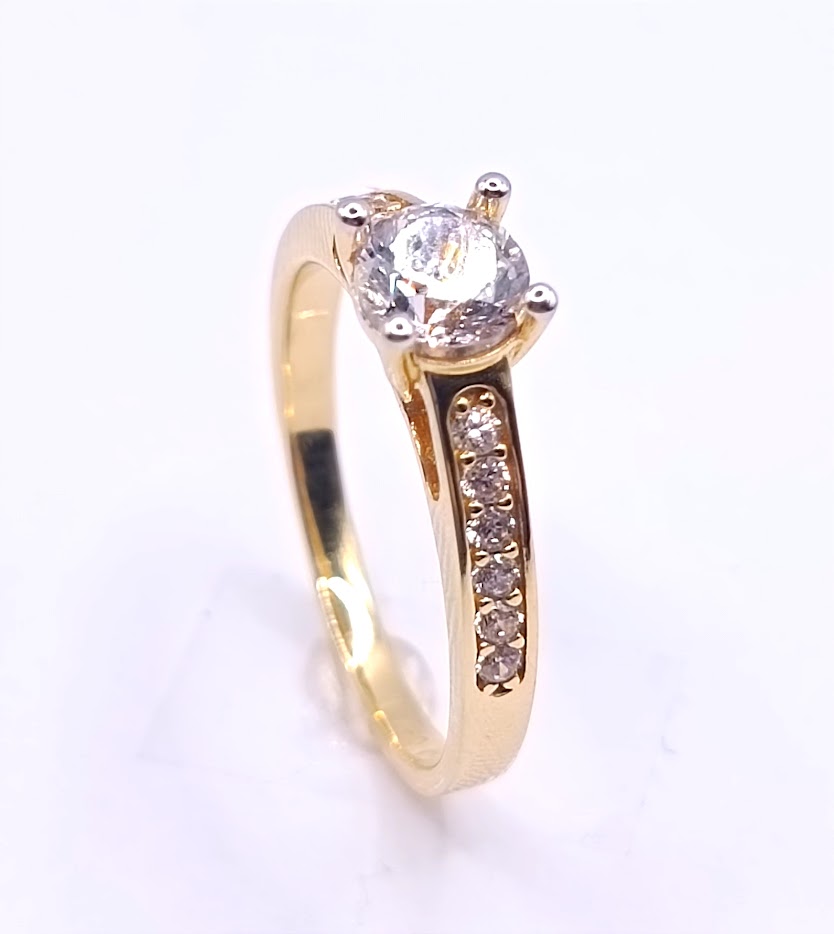 RDS01-8047-00 Anillo Oro Amarillo Circon