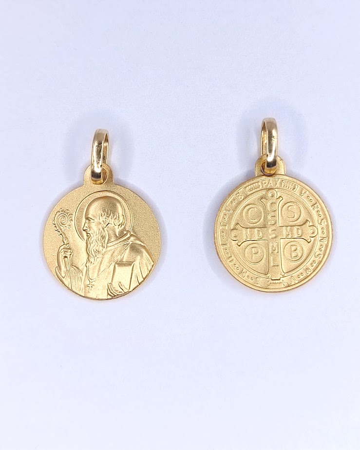 M8097-014 Medalla Oro Amarillo San Benito Monje Ecapulario