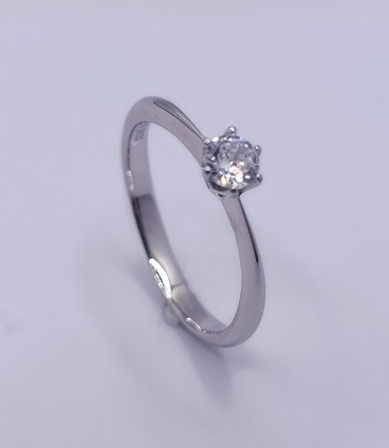 R-0701 C Anillo Plata Solitario 4mm