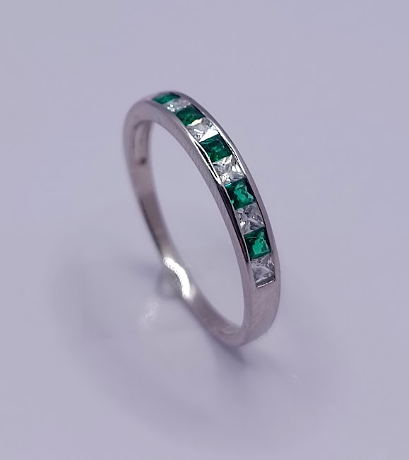 R-1459 E Anillo Plata Cintillo Esmeralda