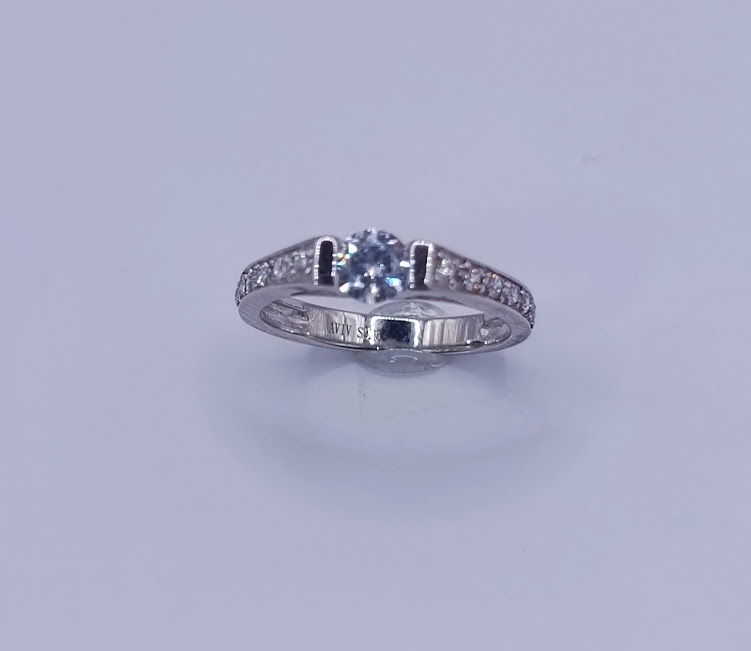 R-0580 Anillo Plata 