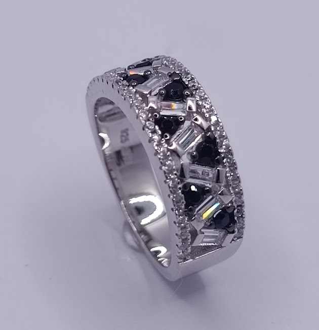 SL33144A1 Anillo Plata 