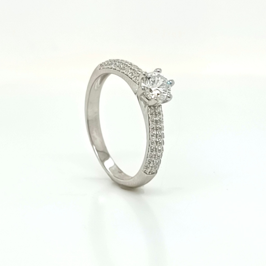 SL30401A1 Anillo Plata 