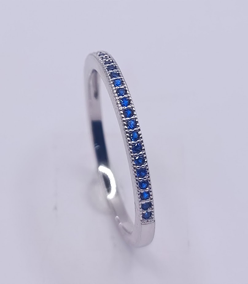 SL60268G1 Anillo Plata Cintillo Fino Zafiro