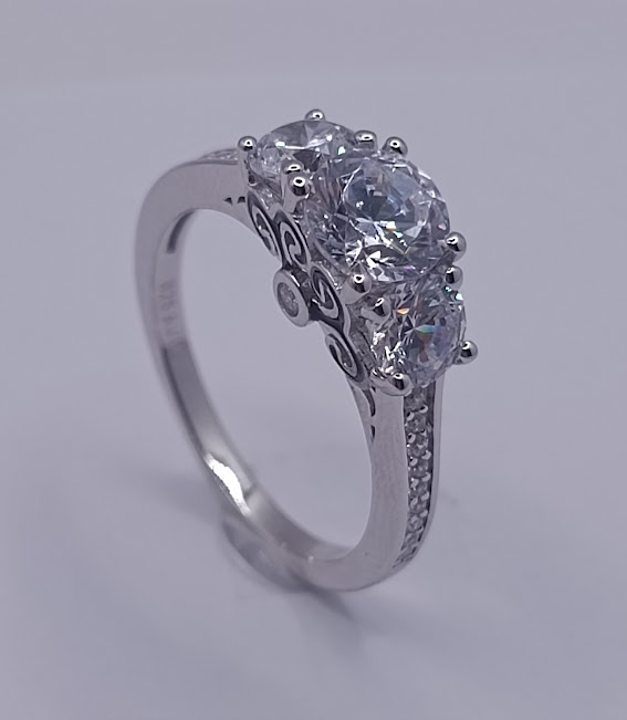 SL90410A1 Anillo Plata Rodio