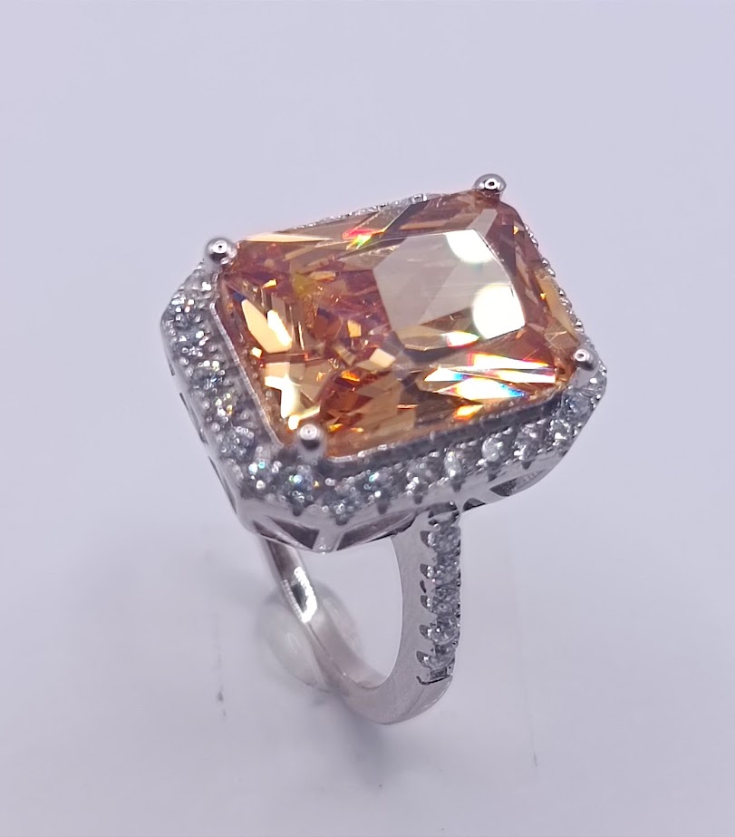 SL36478B1 Anillo Plata 