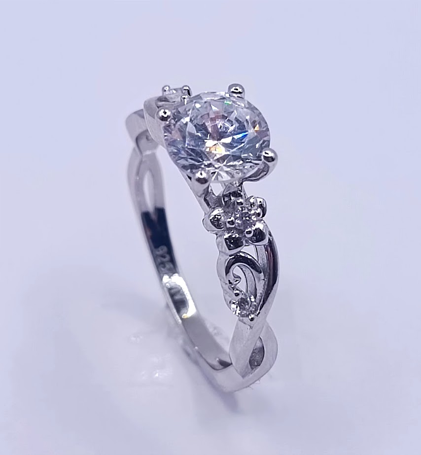 SL90781A1 Anillo Plata 