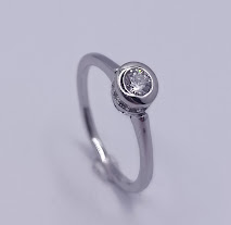 10678FRS1 Anillo Plata Solitario