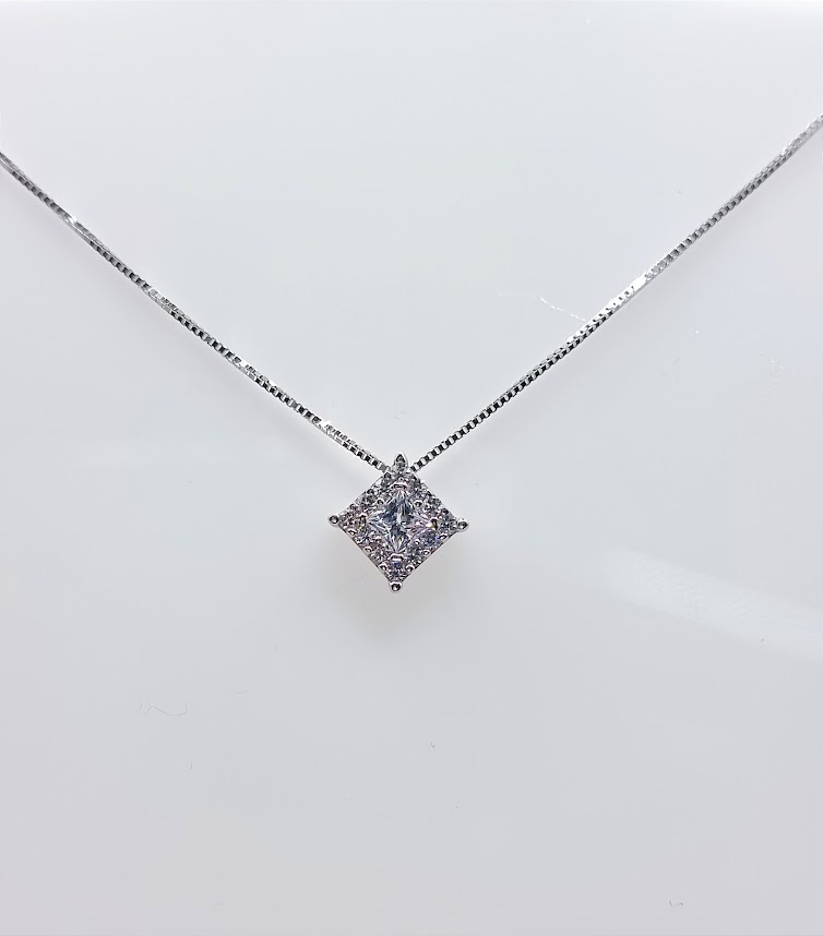 P 2032W Collar Oro Blanco Circon