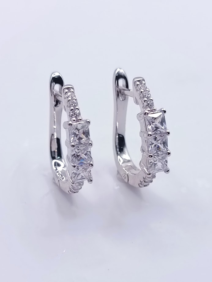 SE90832A1 Aro Plata 
