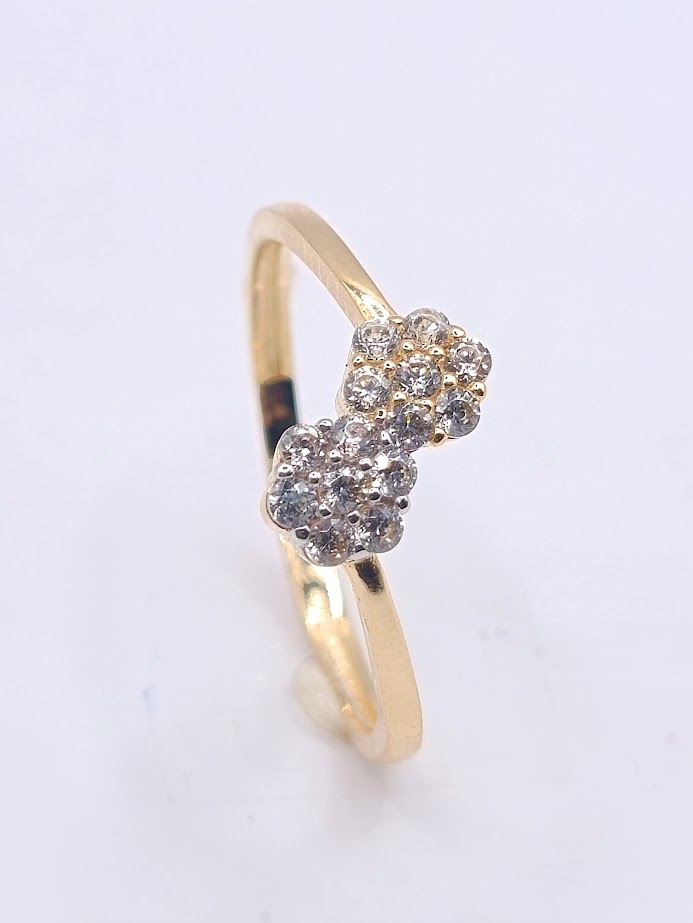 AZR1271 Anillo Oro Amarillo Circon