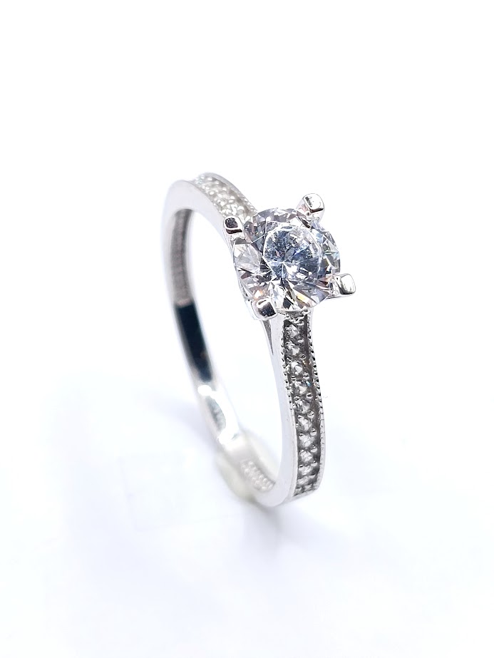 TTYZ0582 (W) Anillo Oro Blanco Circon