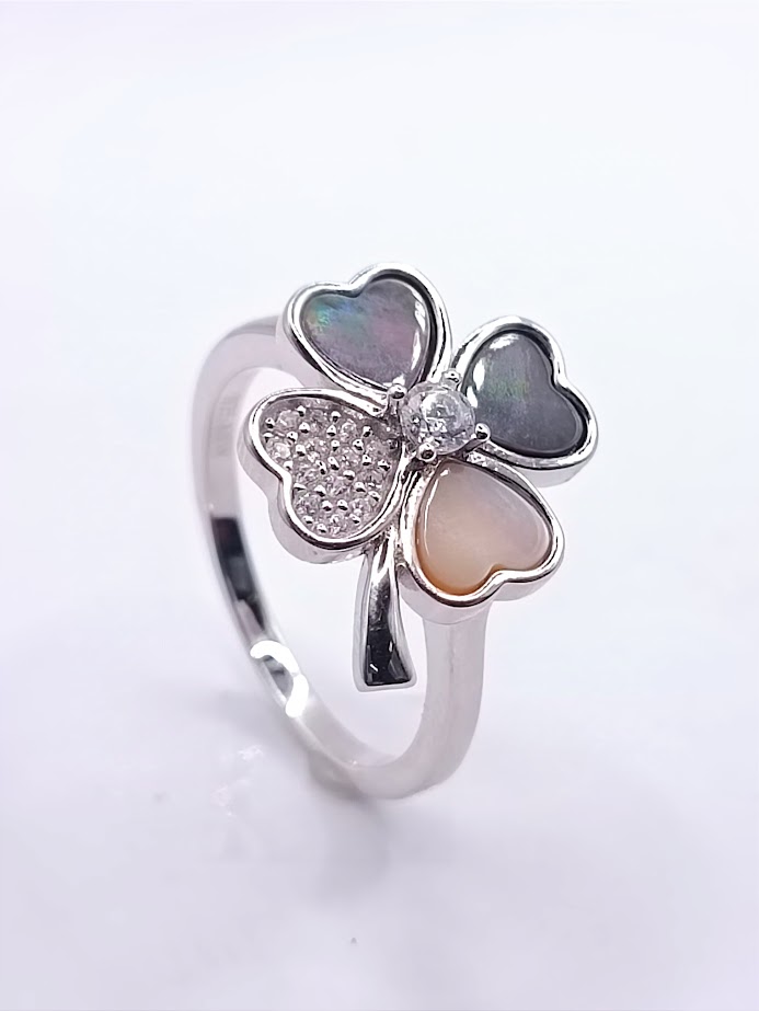 SL90504A1V1 Anillo Plata Rodio Trebol Nacar