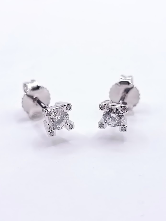 ER10187 Aro Oro Blanco 10 Brillantes