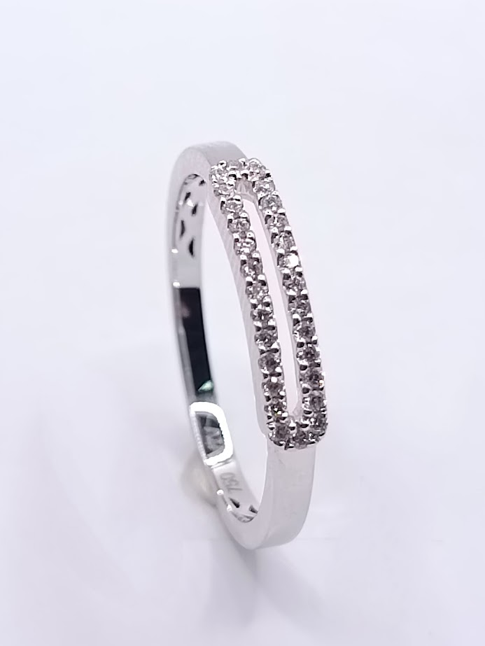 R10934B Anillo Oro Blanco 28 Brillantes