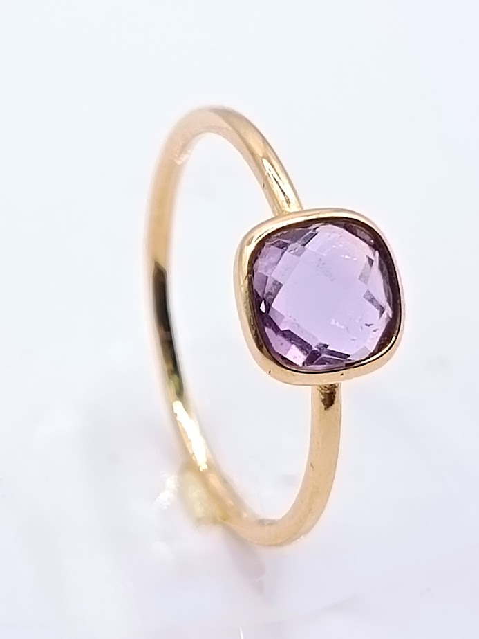 KR(6-1)AR0441-AM Anillo Oro Amarillo Circon Amatista