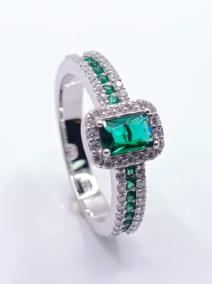 R-7368 E Anillo Plata Esmeralda