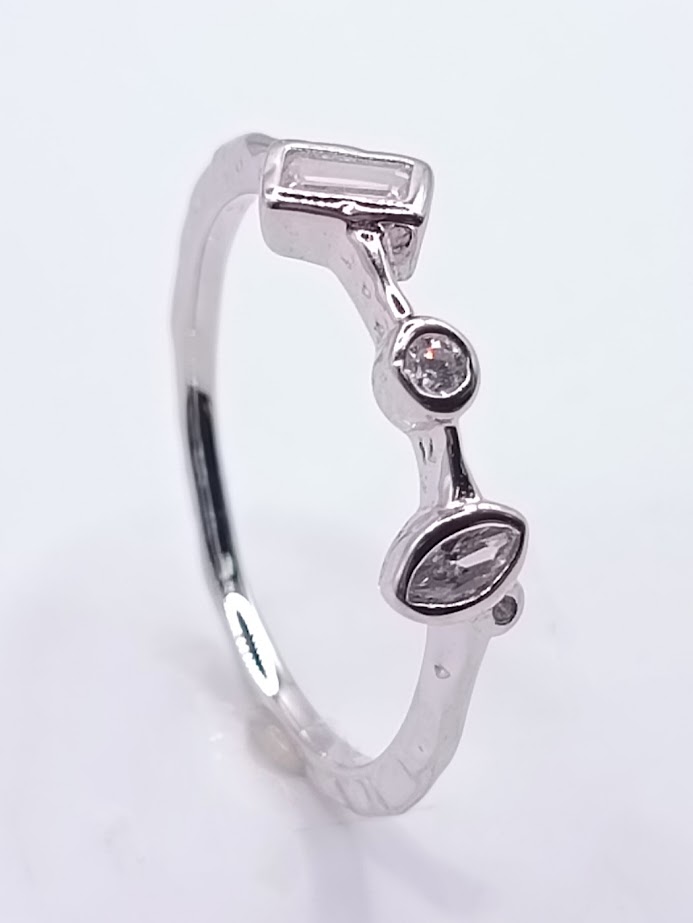 14591FRSWSH2  Anillo Plata Irregular