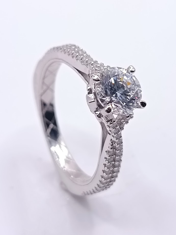 SL90767A1T  Anillo de Plata 