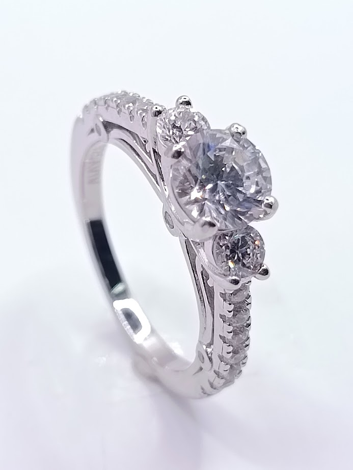 SL90580A2T Anillo de Plata 