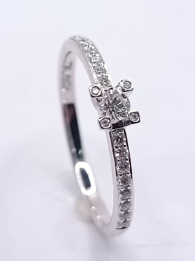 [3142136915] R10269B  Anillo Oro Blanco 21 Brillantes 