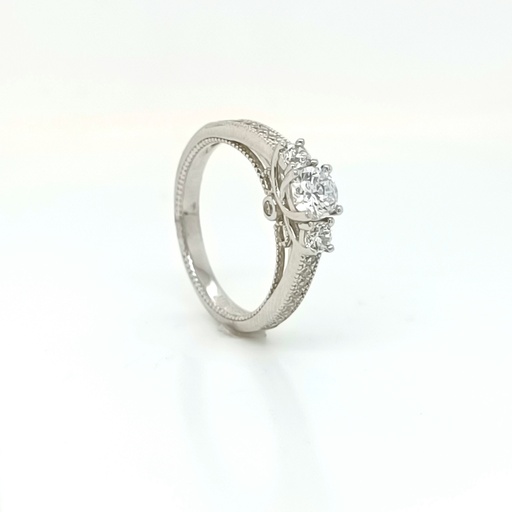 SL31776A1G Anillo de Plata Moisanita 