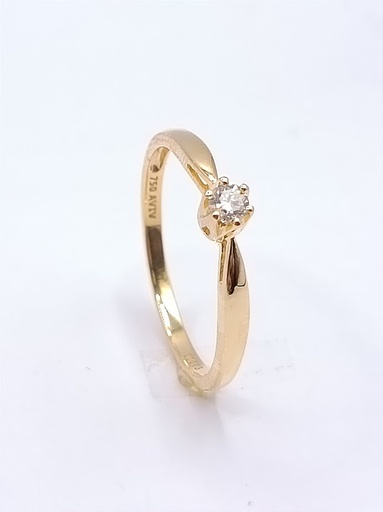 KR05-91503-**1 Anillo Oro Amarillo Diamante Solitario