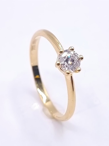 A 3891.4,5 Anillo Oro Amarillo Solitario Circon