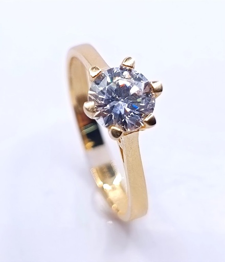 I10-I8SZR0250-FCZ Anillo Oro Amarillo Solitario Circon