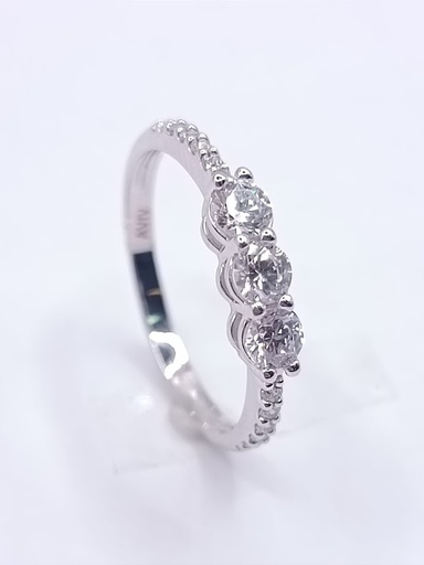 A 3897.3,25 Anillo Oro Blanco Tricillo Circon
